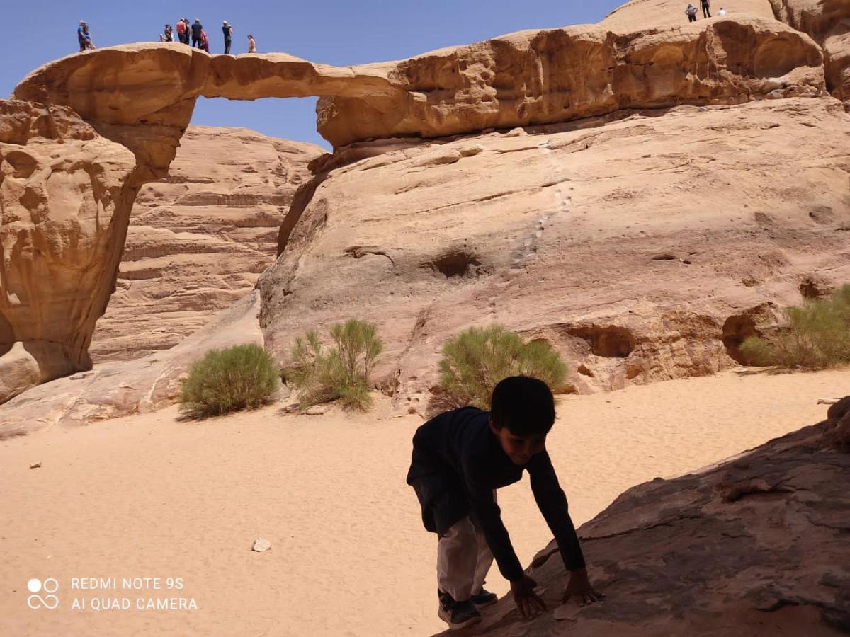 Wadirum Zeid Camp&Tours Wadi Rum Bagian luar foto