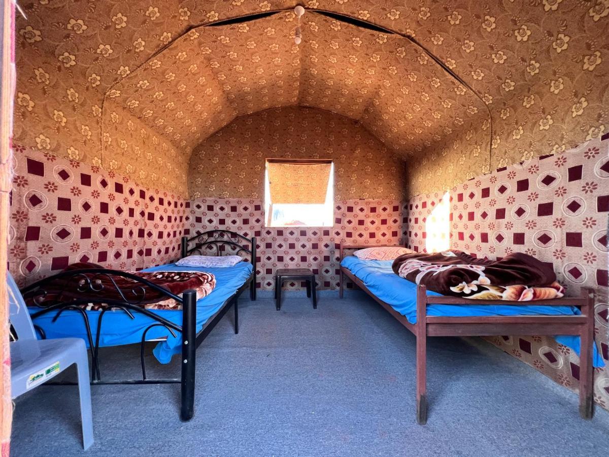 Wadirum Zeid Camp&Tours Wadi Rum Bagian luar foto